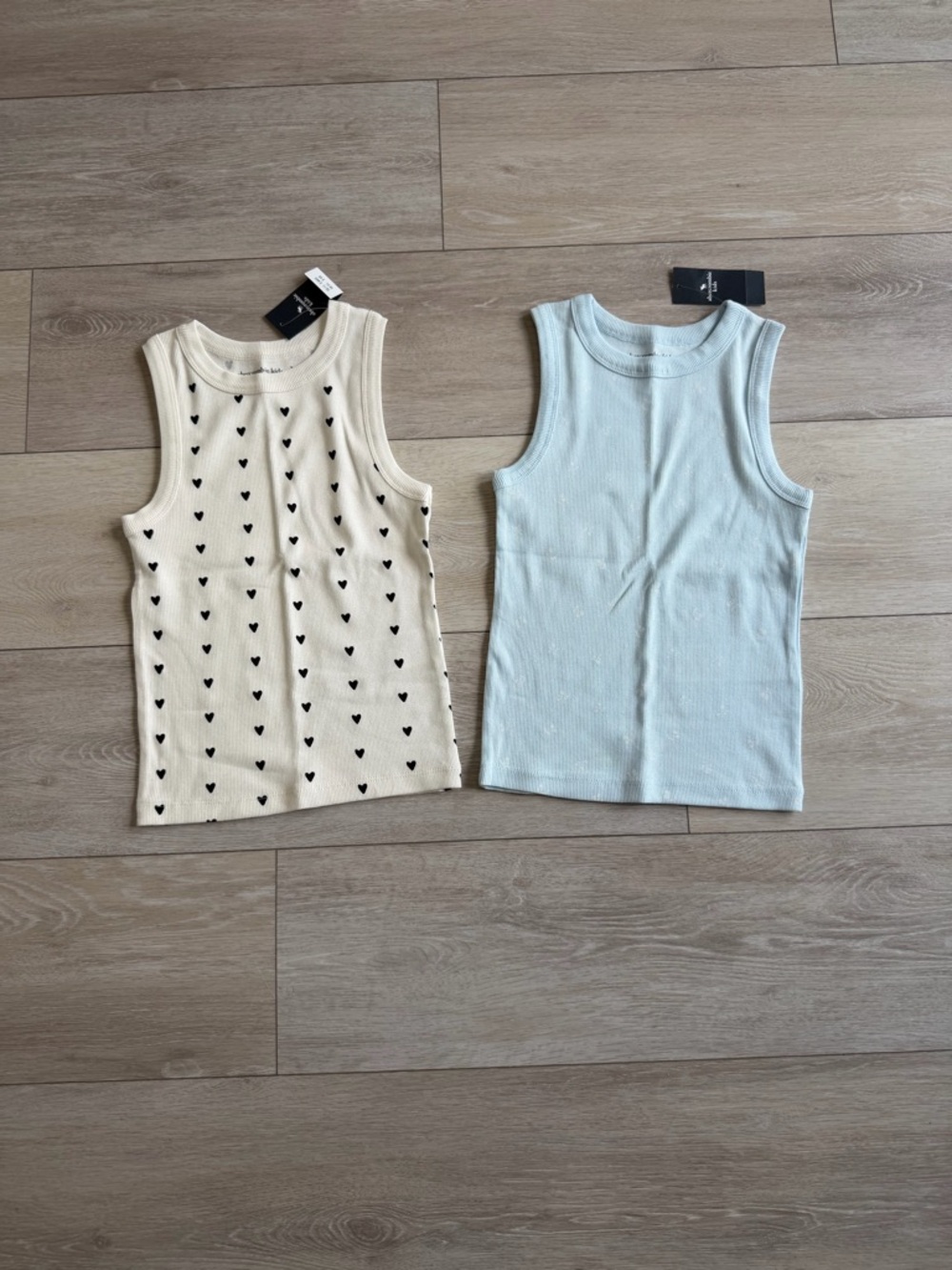 Abercrombie kids tank top bundle girls size 7 / 8
